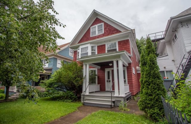 290 WEST LAWRENCE ST - 290 West Lawrence Street, Albany, NY 12208