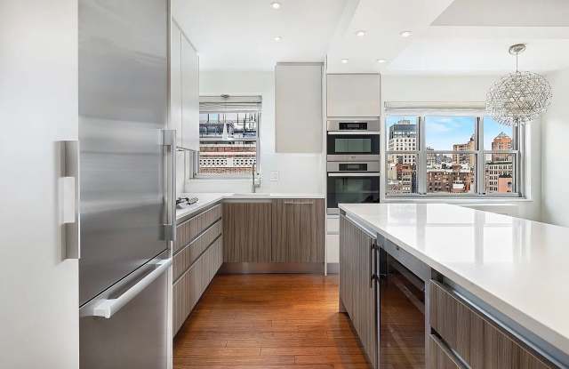 11 5th Ave # N17 photos photos