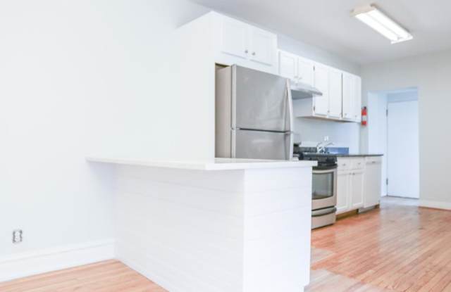 5610 North Ashland - 5610 North Ashland Avenue, Chicago, IL 60660