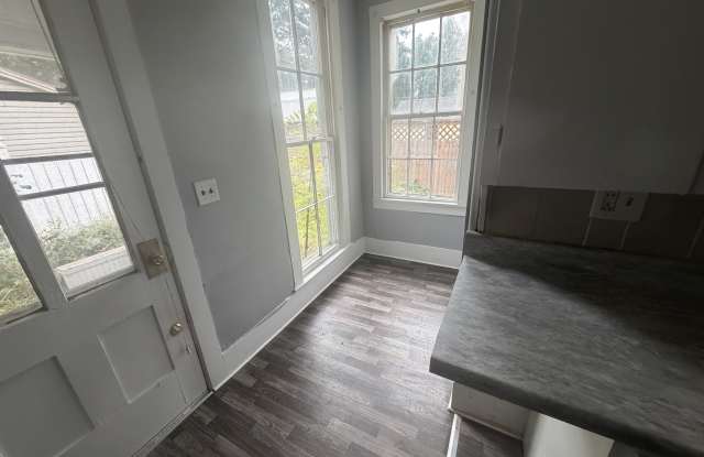 14 Perine Street - 1B Gallery 3