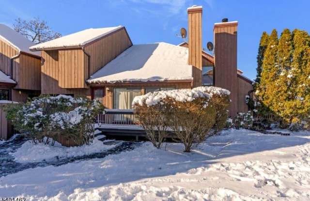 117 Bluebird Dr - 117 Bluebird Drive, Somerset County, NJ 08844