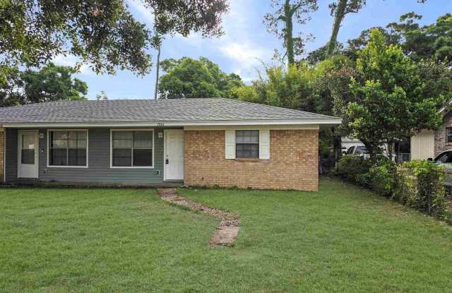 7816 Sabra Dr - 7816 Sabra Drive, Ensley, FL 32514 7816 Sabra Dr - 7816 Sabra Drive, Ensley, FL 32514