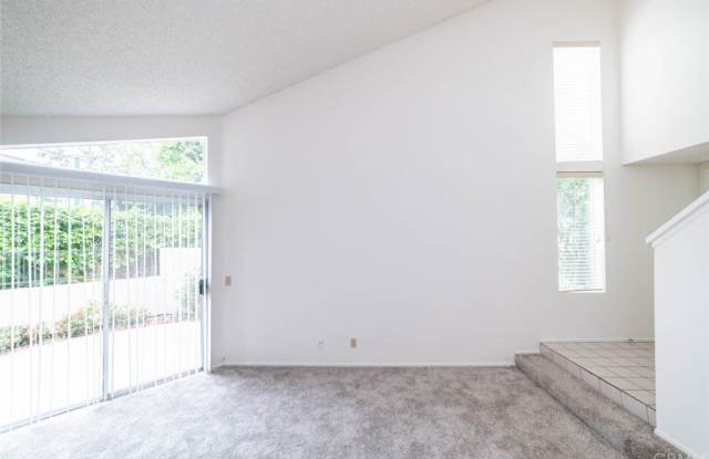 293 Stanford Court Gallery 2