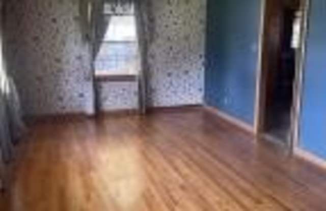3420 Brady Lane Gallery 4