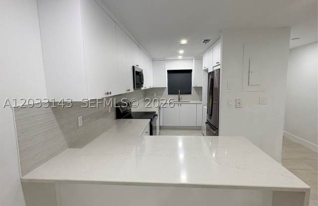 15430 SW 74th Cir Ct Gallery 3