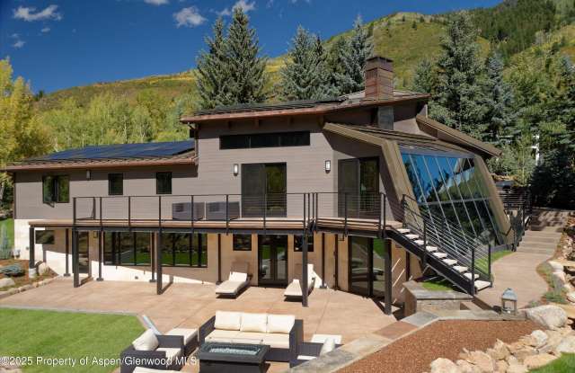 39 Roaring Fork Drive Gallery 2
