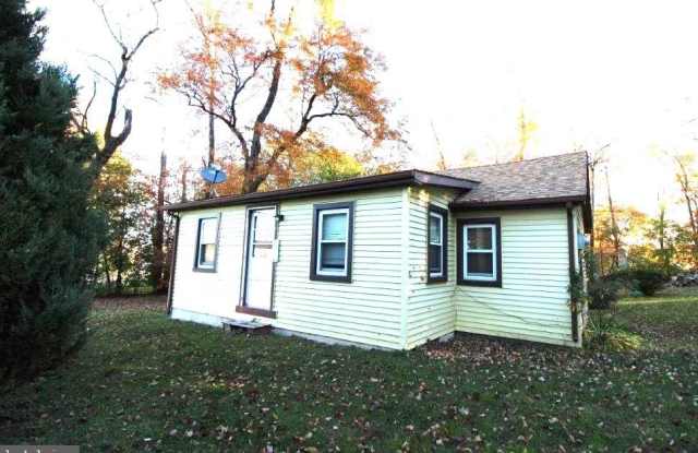 41 LANCASTER Avenue photos photos
