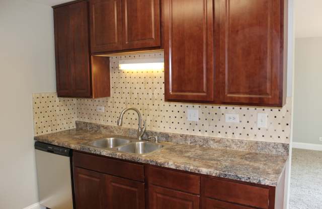 745 Candleridge Court Gallery 3