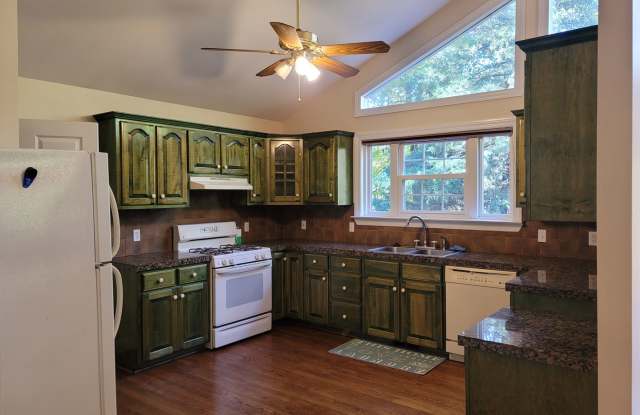 Beautiful home In Druid Hills Gallery 4
