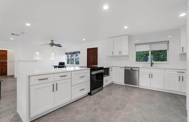 1478 NE 57th Street, Fort Lauderdale, FL 33334 Gallery 3