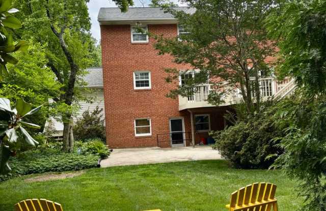 Beautiful Colonial In the Fernwood subdivision in Bethesda photos photos Beautiful Colonial In the Fernwood subdivision in Bethesda photos photos