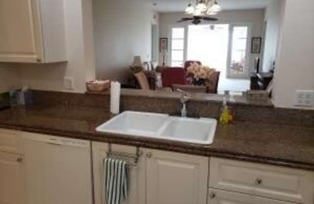 27 HARBOUR ISLE Drive W Gallery 3