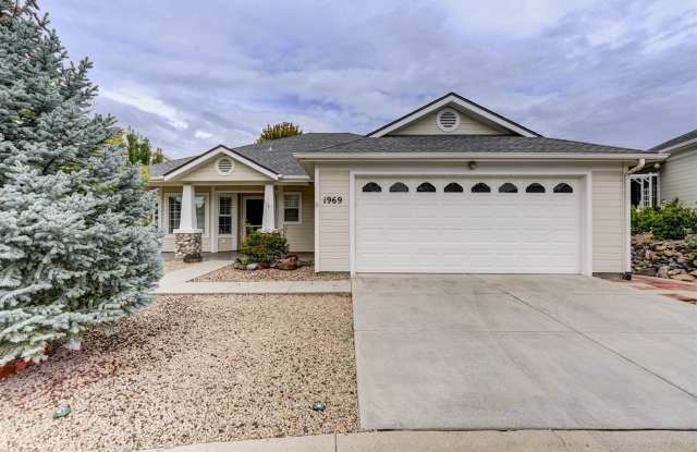 Beautiful 2 bedroom, 2 bathroom home in Victorian Estates 55+ Community photos photos