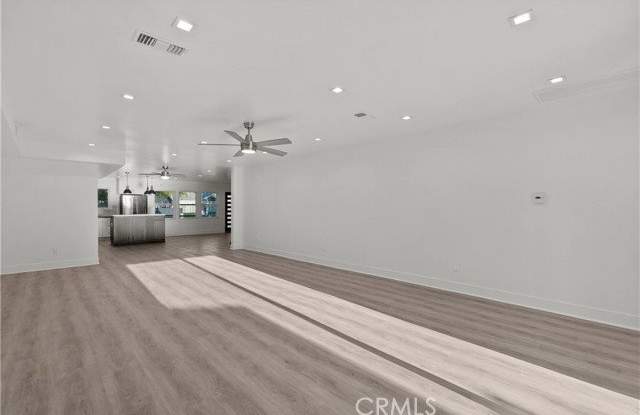 6051 Teesdale Avenue Gallery 4