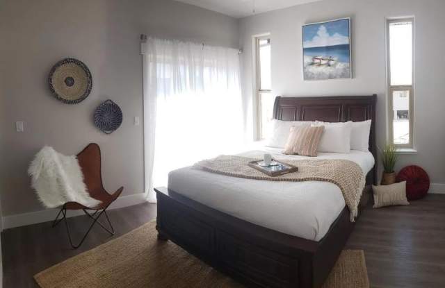 740 Bluffs Court lot: 101 Gallery 4