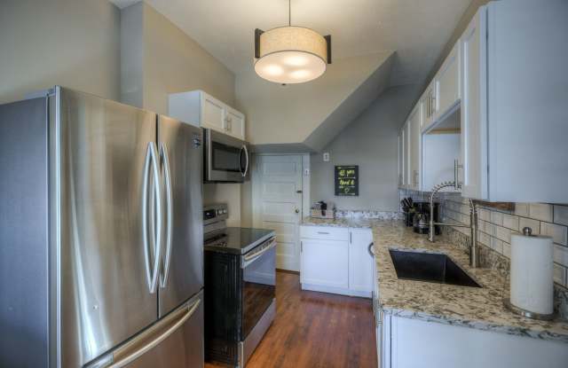 3507 / 3509 / 3511 Dewey Ave Townhomes Gallery 4