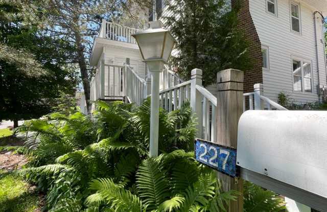 AVAILABLE AUGUST 1ST - Beautiful Single Famliy Home - With Solar Panles photos photos