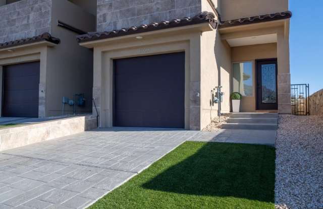 6315 Escondido Drive Gallery 1