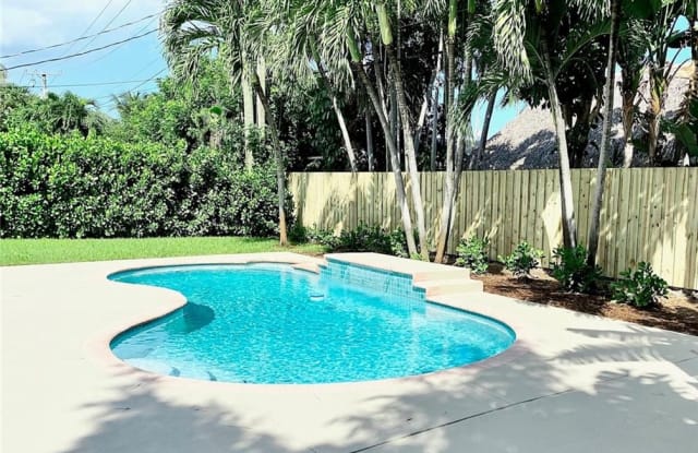 4750 NE 13th Ave - 4750 Northeast 13th Avenue, Oakland Park, FL 33334