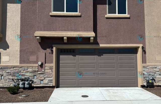 Half Month Free Rent Look a Lease Special! Brand New! Luxury and Convenience: Fully Equipped 3-Bedroom 2.5 Bathroom 2 car garage Townhome in Carson City Gallery 2