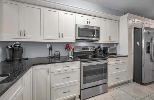 5901 BAHIA DEL MAR Circle Gallery 4