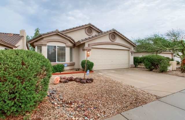 Spacious Home in North East Phoenix Gallery 1