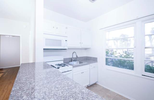 6201 Fountain Ave. photos photos