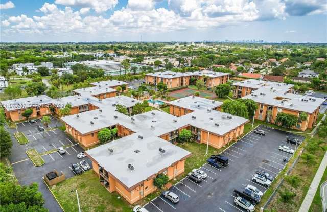 9487 SW 76th St photos photos