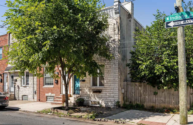 2426 E INDIANA Avenue photos photos