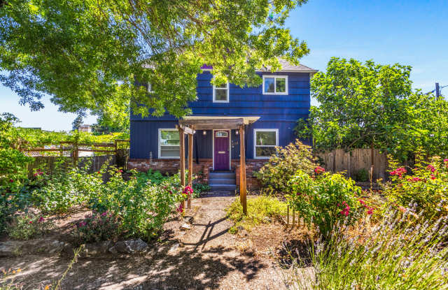 2210 Hazel Avenue Northeast photos photos
