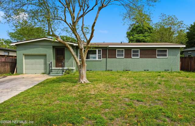 6713 PROVOST Road N Gallery 1