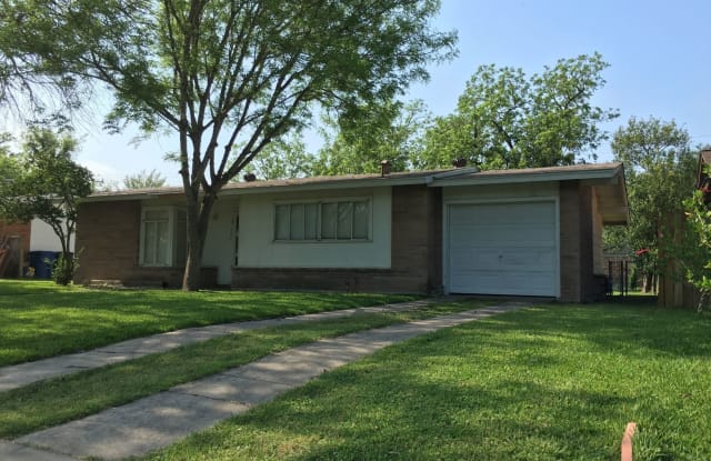 554 Blaze - 554 Blaze Avenue, San Antonio, TX 78218