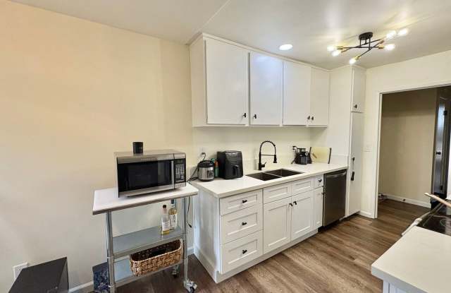 Ventura Living Made Easy – Updated 2 Bed Condo photos photos