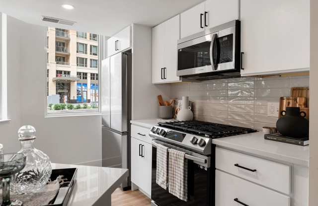 Cortland Pentagon City photos photos