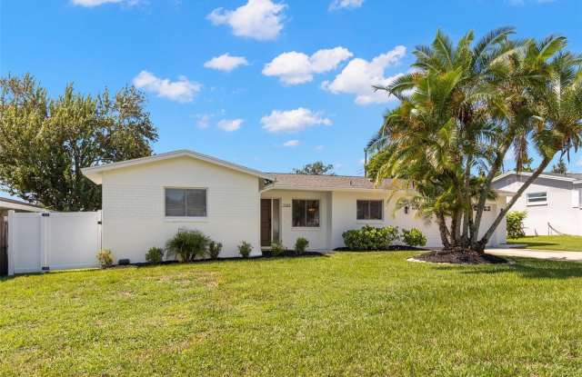 3488 SHADY BLUFFS DRIVE photos photos