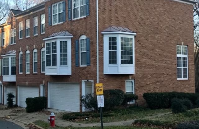 7726 Heritage Woods Way - 7726 Heritage Woods Way, Annandale, VA 22003