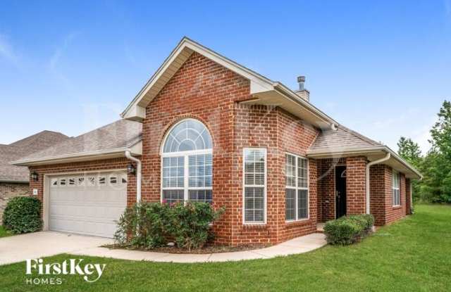 281 Crisfield Circle - 281 Crisfield Circle, Calera, AL 35007 281 Crisfield Circle - 281 Crisfield Circle, Calera, AL 35007