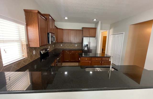 507 Corbett Bluff Drive Gallery 2