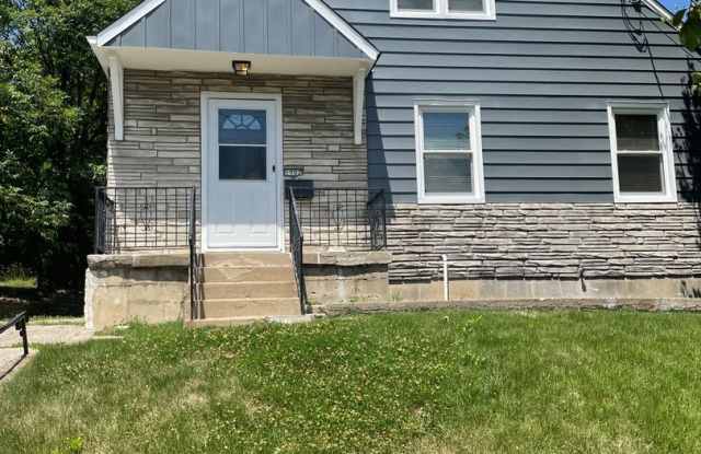 Charming 3-bed home in the incline district of Price Hill photos photos Charming 3-bed home in the incline district of Price Hill photos photos