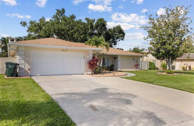 5776 AUGUSTA Circle Gallery 4