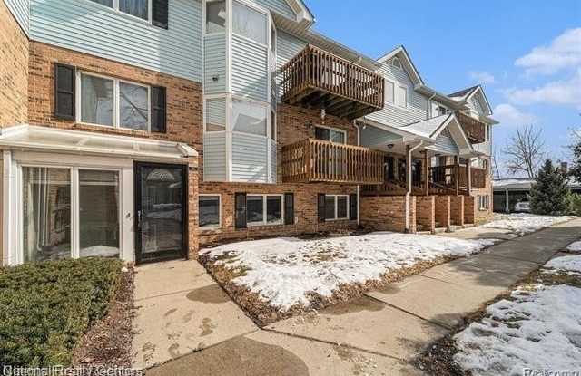164 PINEWOOD Drive photos photos