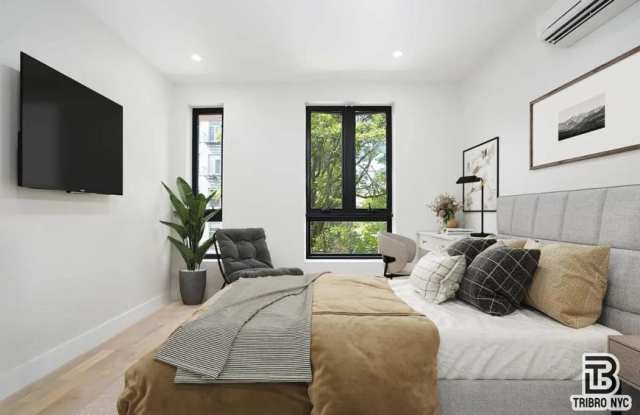 76 Bartlett Street photos photos