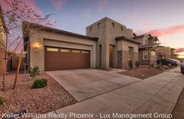 1747 West Jeanine Drive Gallery 4