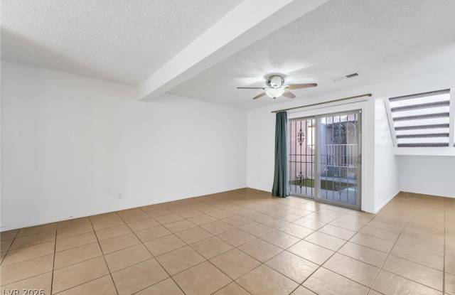 2186 E Desert Inn Road Gallery 4