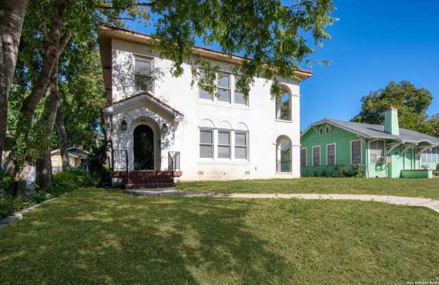 331 W ELSMERE PL 101 photos photos