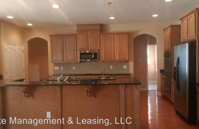 9926 Oak Quarry Dr. Gallery 3