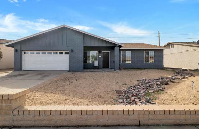 Beautiful Glendale Home With Pool! photos photos