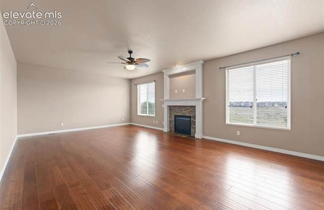 7926 Dutch Loop Gallery 4