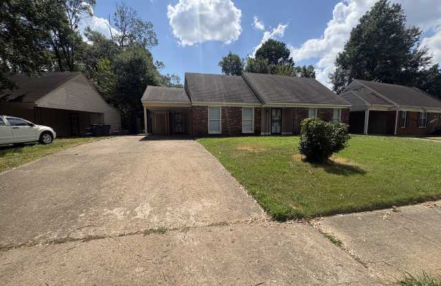 4945 Fernbrook Dr Gallery 1
