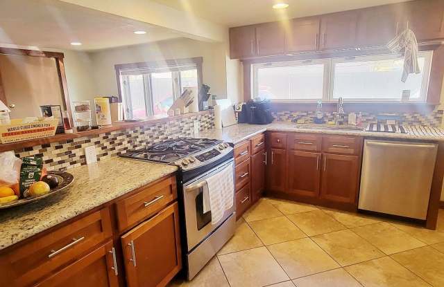 Reduced Rent | 5BD/3BA Home Near Pearl St, CU, Hiking, Park | photos photos